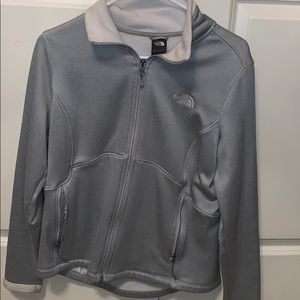 NORTHFACE GREY JACKET FUZZY INSIDE